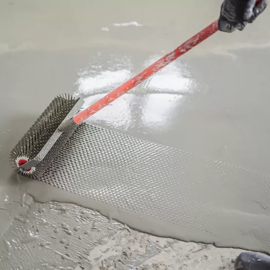 セルフレベリング化合物のためのHPMC