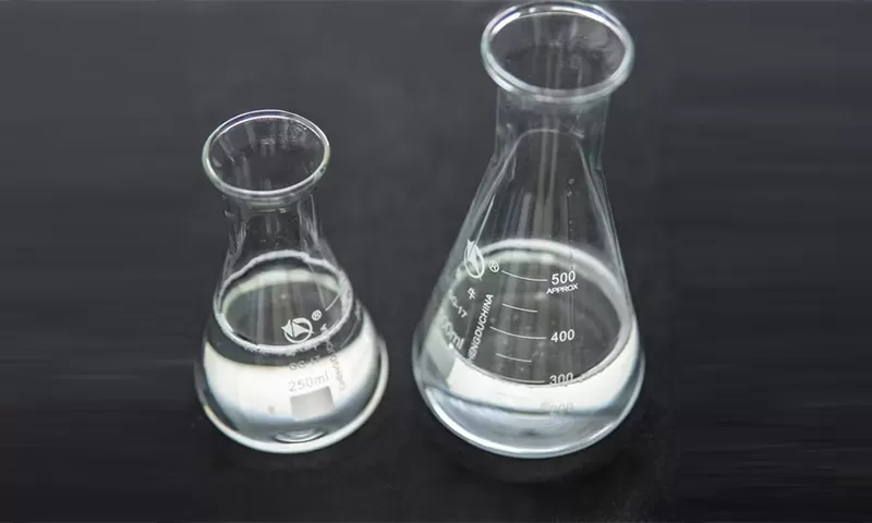 ポリカルボン酸系高性能減水剤（液状）